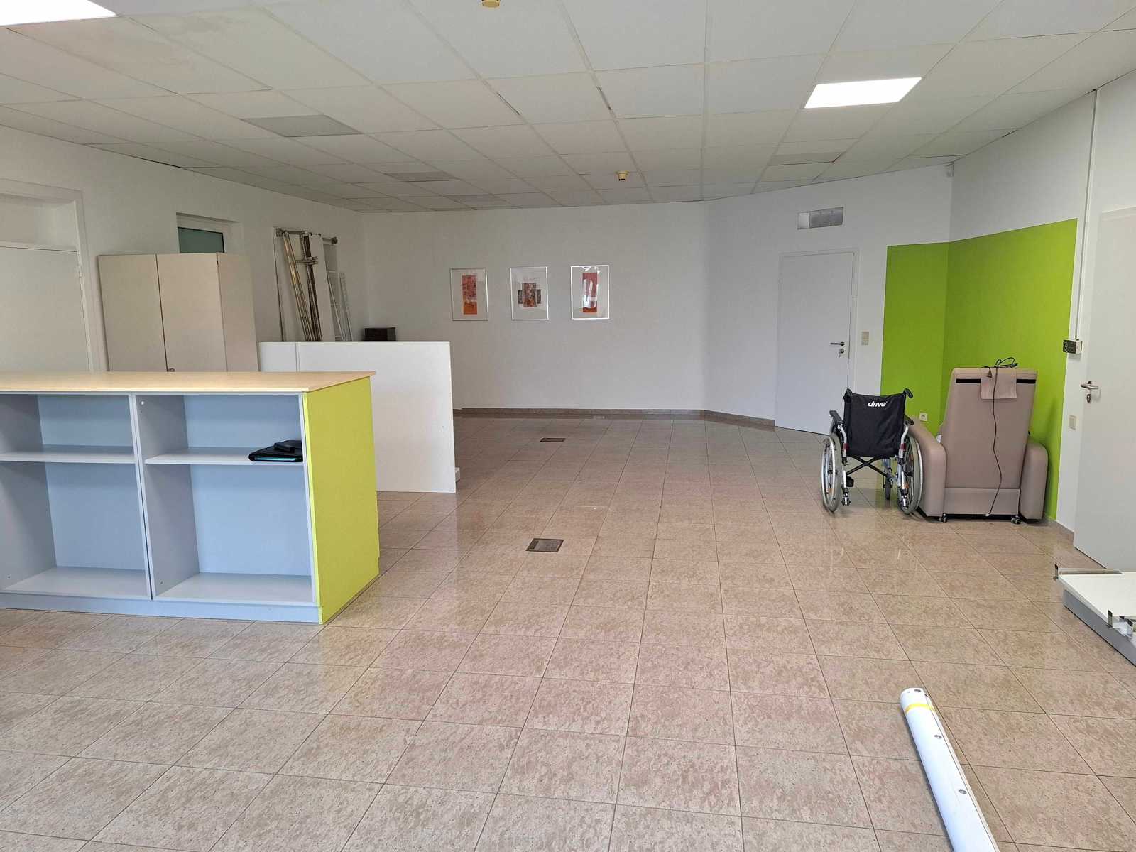 Commercial for rent in Balen - photo 3