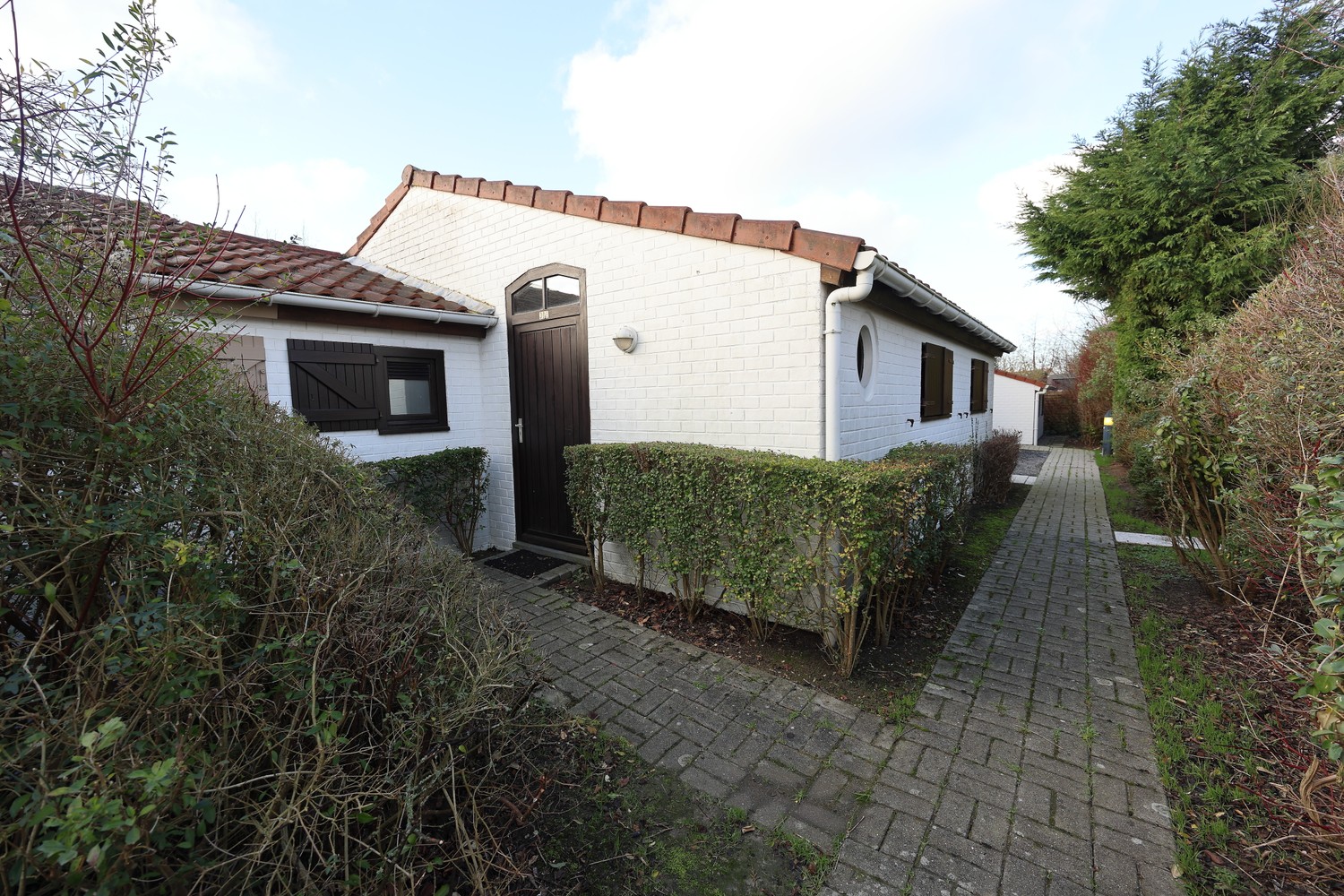 Maison de vacances confortable avec jardin ensoleillé et parking à Bredene ! - photo 2