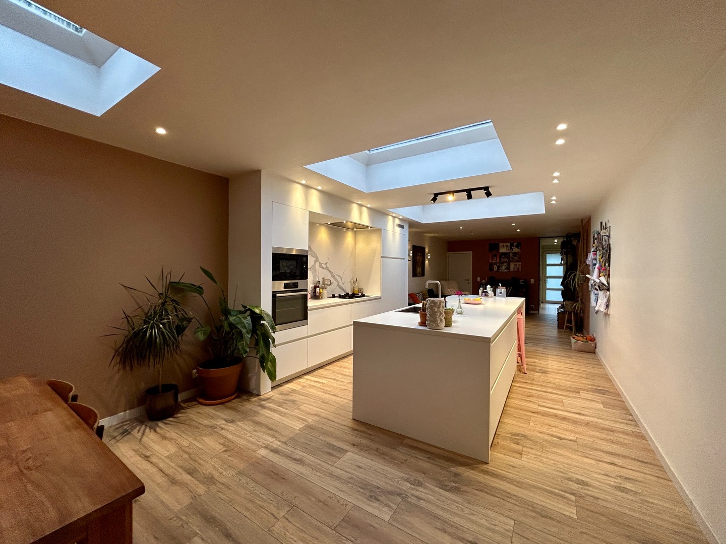 Instapklare woning met 3 slaapkamers en tuin te Heule (Kortrijk)! - foto 4