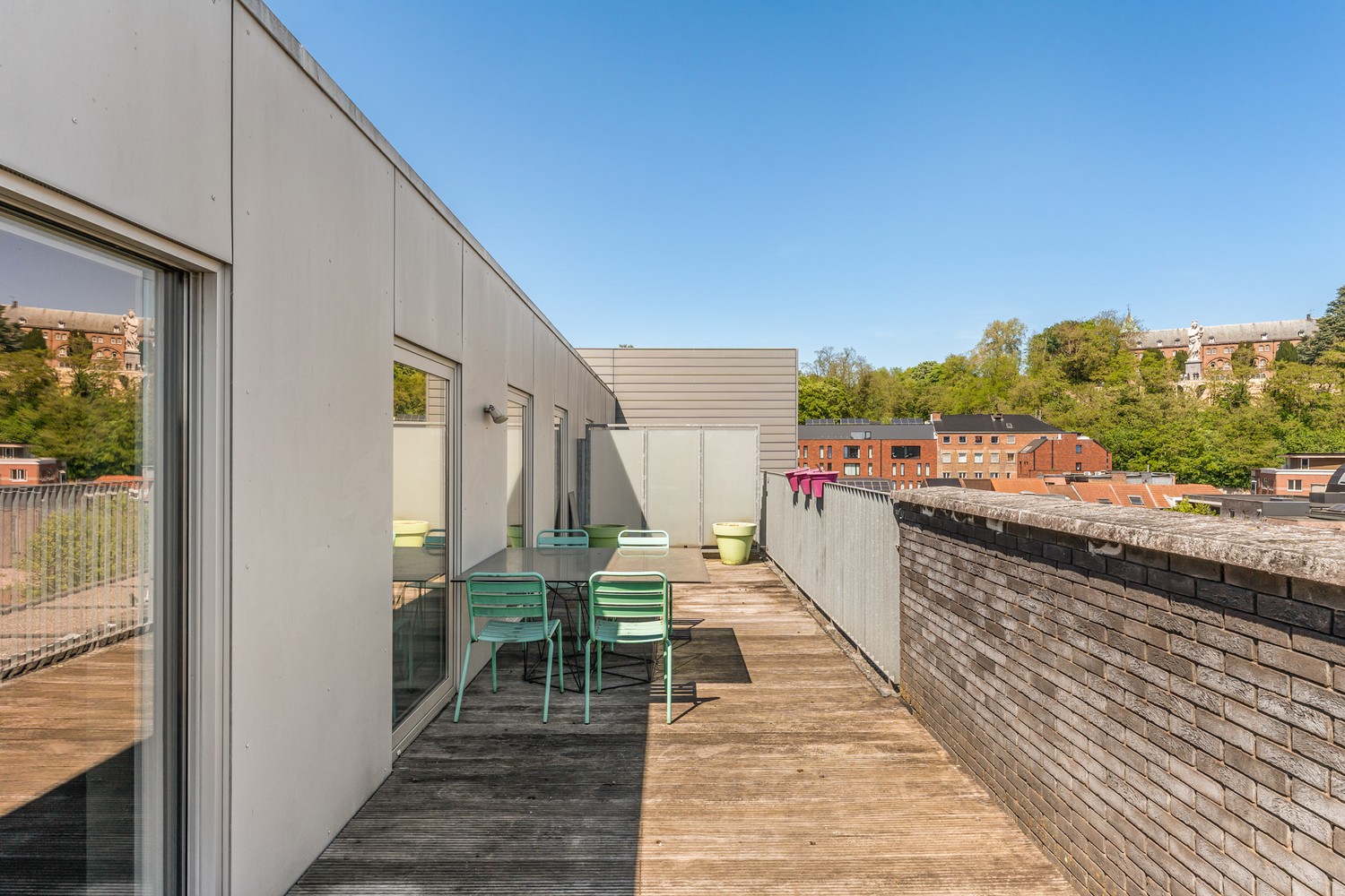 Modern, rustig gelegen en bijzonder ruim appartement met 4 slaapkamers, 2 badkamers en 2 terrassen te centrum Leuven! - foto 5