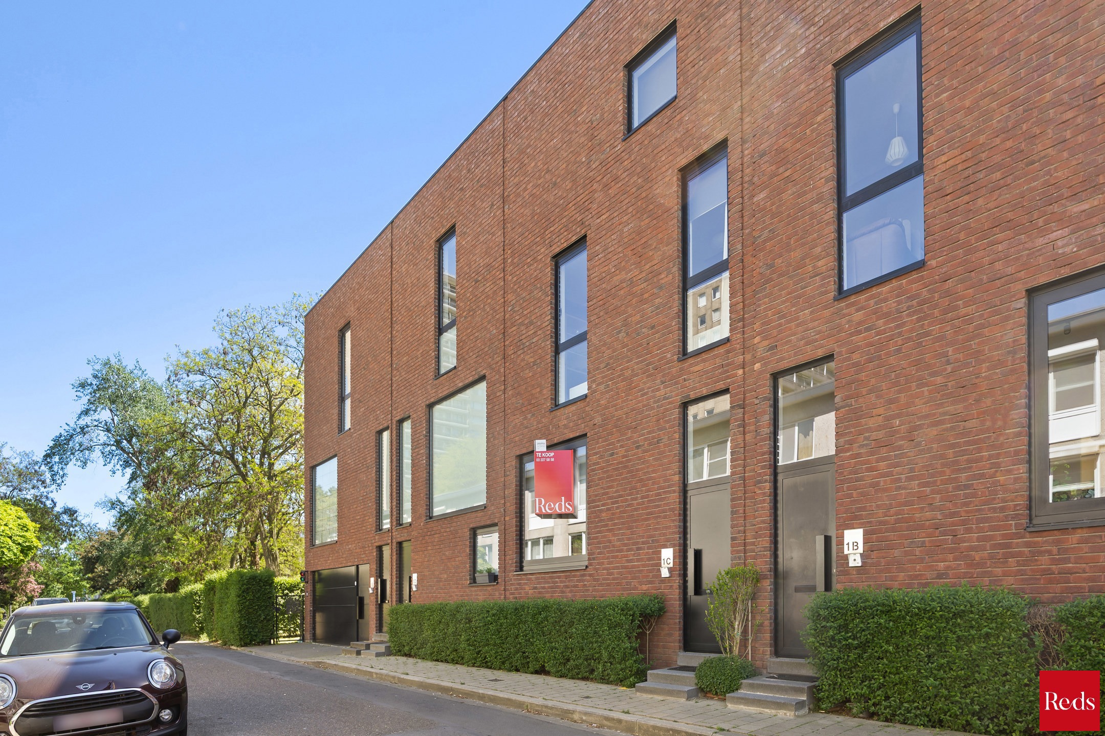 zeer verzorgde woning met 3 slaapkamers, groot terras en ondergrondse parkeerplaats - foto 2