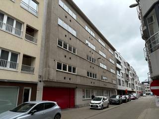 Autostandplaats te huur in het centrum van Oostende. Vrij vanaf 01/01/2026