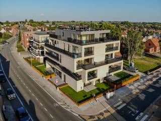 RESIDENTIE TINE | Energiezuinige & kwalitatieve appartementenResidentie Tine bestaat uit 14 hoogwaardig afgewerkte appartementen. Er wordt gebruik...