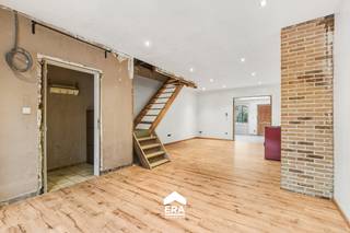 Woning met potentieel op toplocatie in Eeklo 🌿Op zoek naar een woning die je volledig naar eigen smaak kan afwerken, én dat op een leuke en...