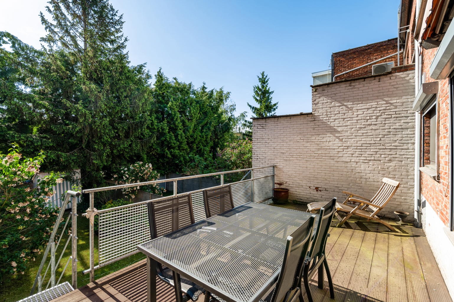 Huis te koop in Merksem met 3 slaapkamers - foto 1