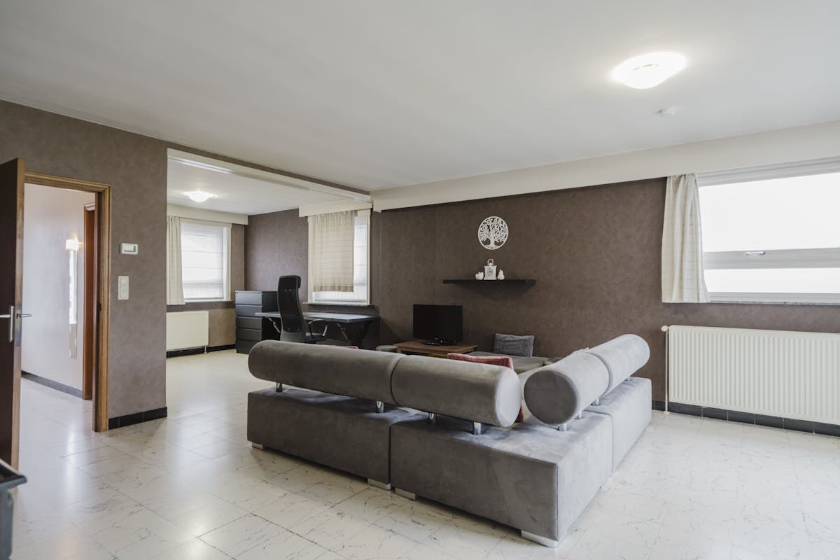 Semi-detached house with 3 bedrooms for sale in Kortrijk! - photo 4