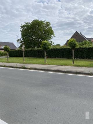 Te koop: Bouwgrond van 542 m² op toplocatie in SteendorpOp zoek naar de perfecte plek voor je droomhuis? Deze unieke bouwgrond van 542 m², gelegen op...