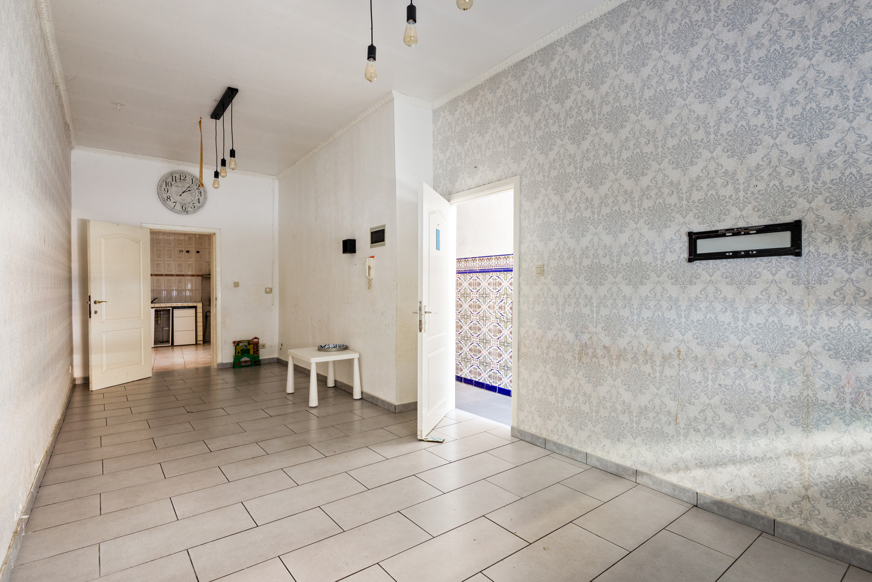 Huis te koop in Antwerpen met 5 slaapkamers - foto 2