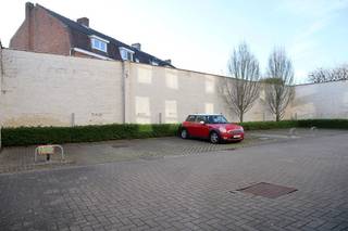 Garage for rent in Bruges