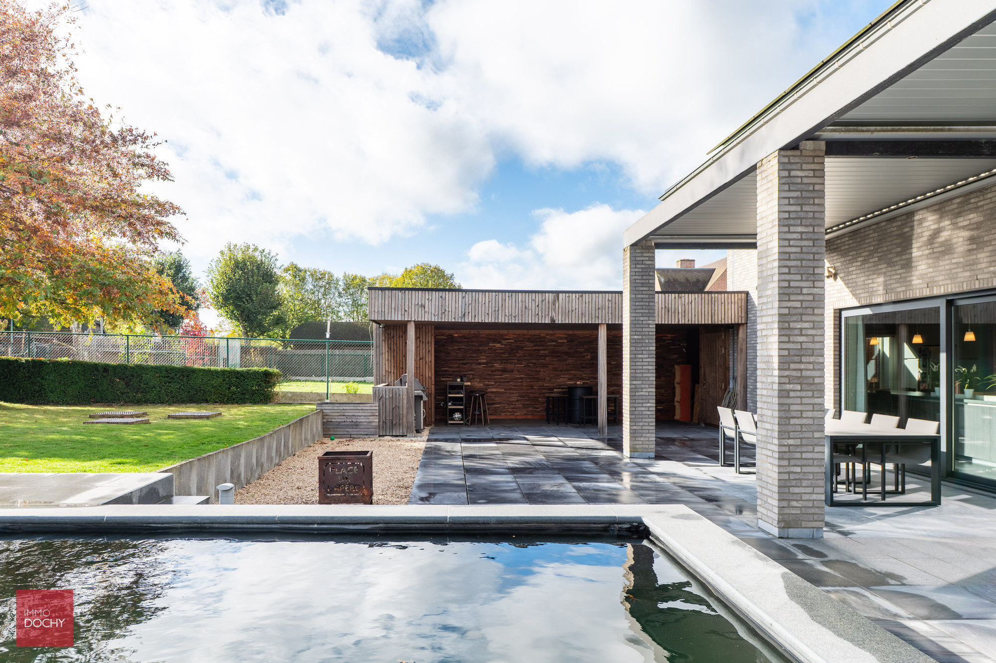 Recente en energiezuinige villa op een perceel van 1.688 m², gebouwd in 2011. - foto 4