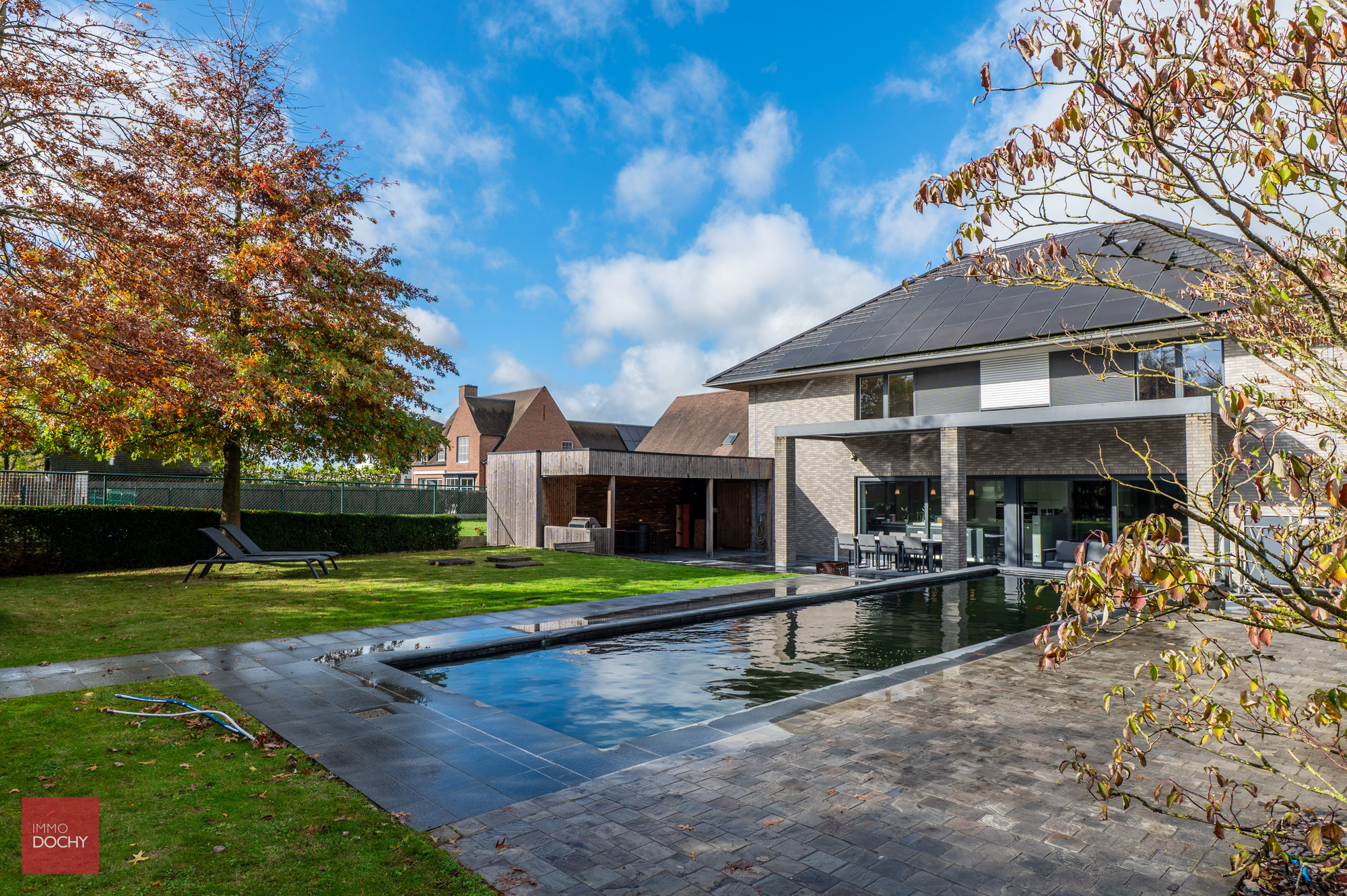 Recente en energiezuinige villa op een perceel van 1.688 m², gebouwd in 2011. - foto 1