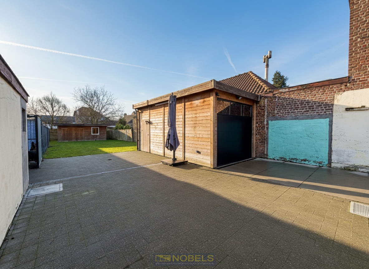 Te koop, Betaalbare halfopen bebouwing met garage en tuin op centrale ligging te Eine! - foto 3