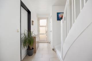 Deze instapklare woning is gelegen in een rustige en kindvriendelijke woonwijk in Grimbergen, op wandelafstand van winkels, scholen en...