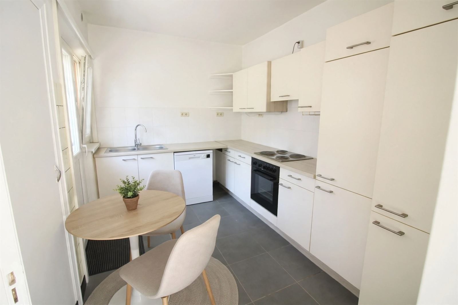 Instapklaar appartement met groot zuidwestterras vlakbij jachthaven - foto 4