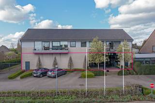 Dit ruime handelspand, gelegen aan de rand van het bruisende centrum van Lievegem, biedt een uitstekende mogelijkheid voor diverse...