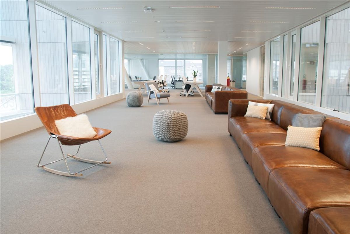 Full-service office (643 m²) in Quantum Building Ghent - photo 5