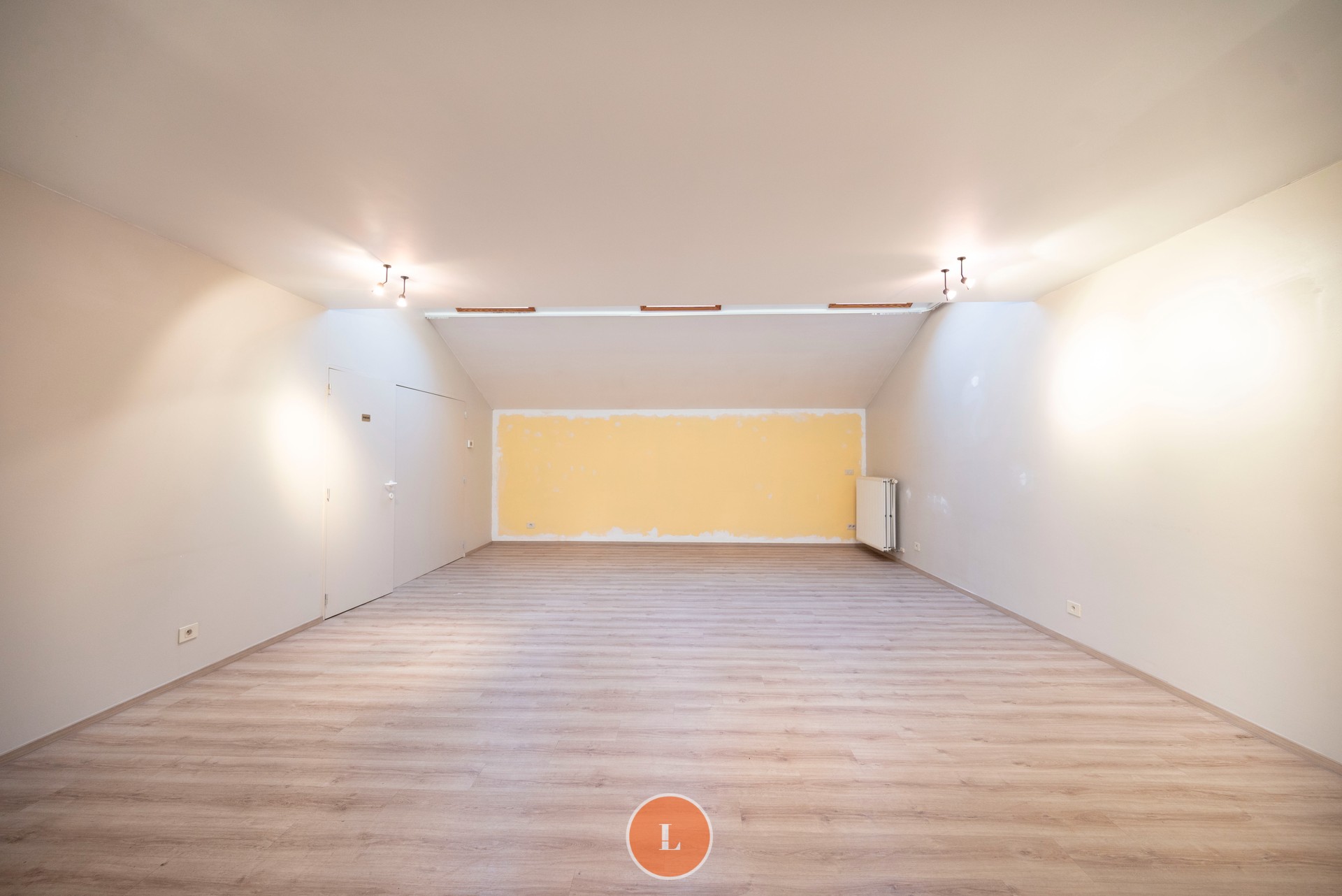 Handelspand met tuin op commerciële ligging in Menen - foto 5