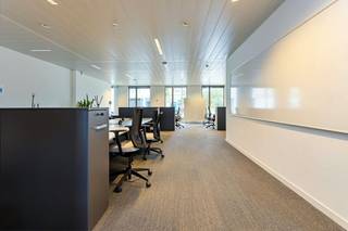 Deze kantoorruimtes te huur bevinden zich in het hoogkwalitatieve project Forum. Dit moderne kantoorgebouw geniet een goede ligging aan de Schelde...