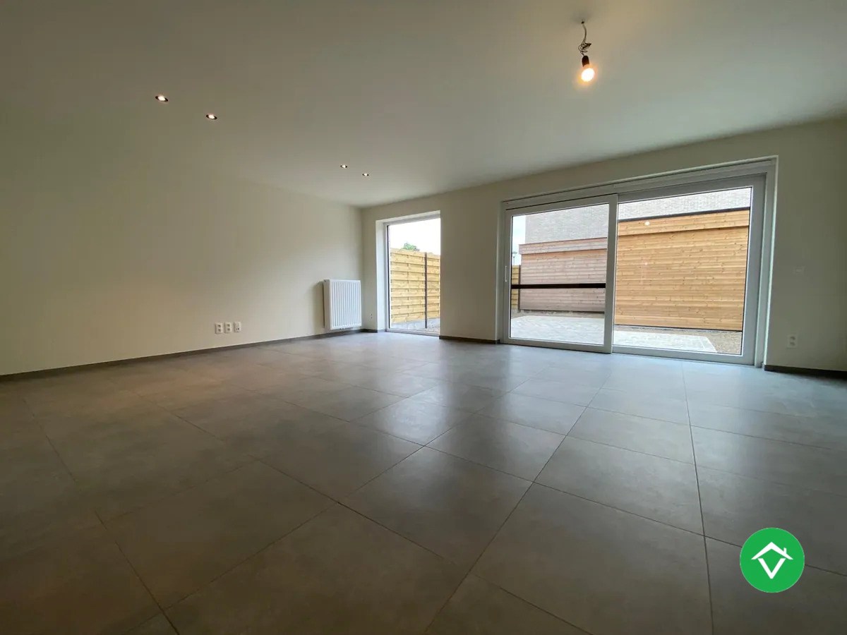 Nieuwbouwwoning met 3 slaapkamers en garage te Koekelare - foto 2