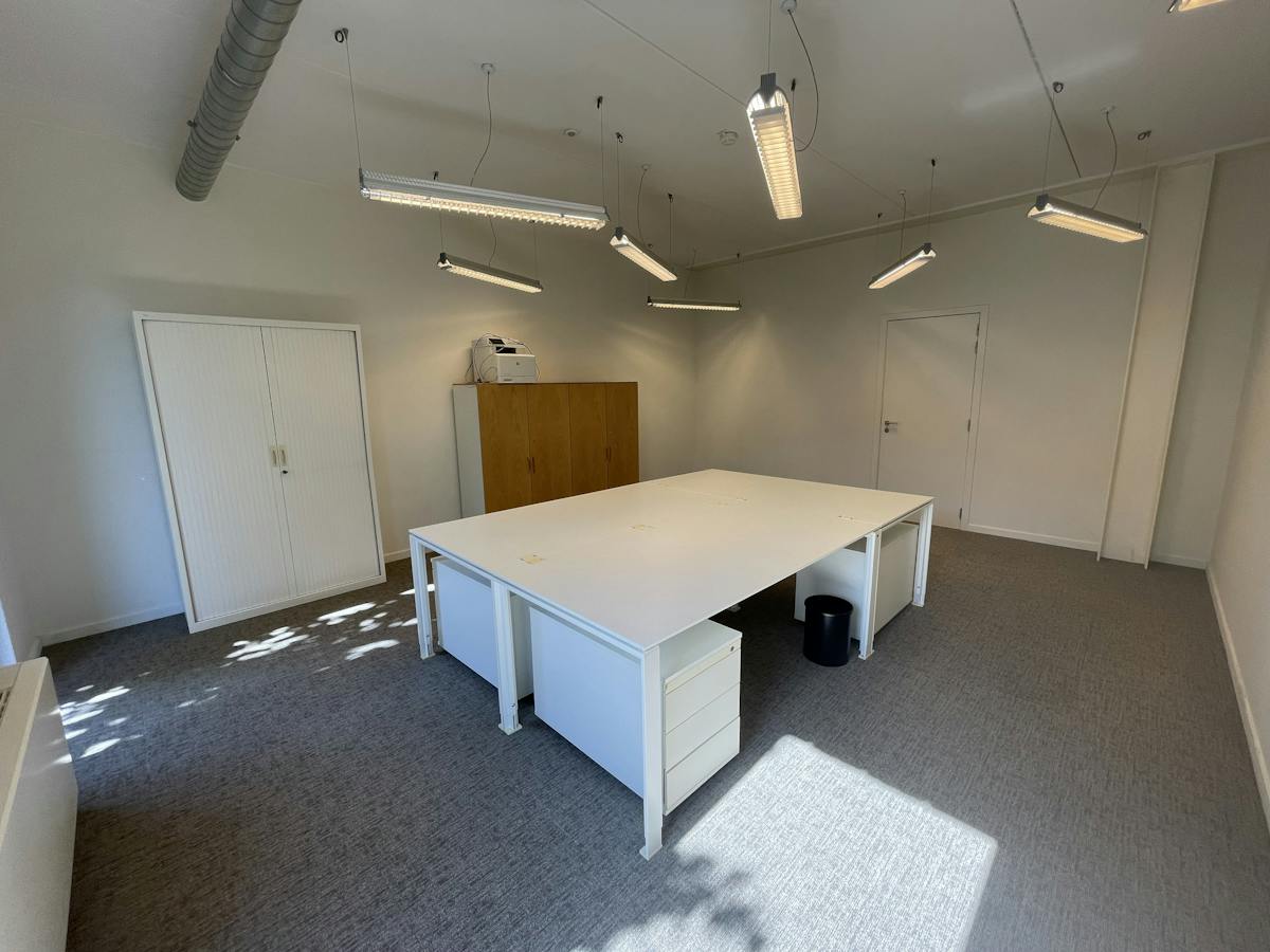 Bureaux (16 m² - 35 m²) à louer à Sint-Martens-Latem - photo 5