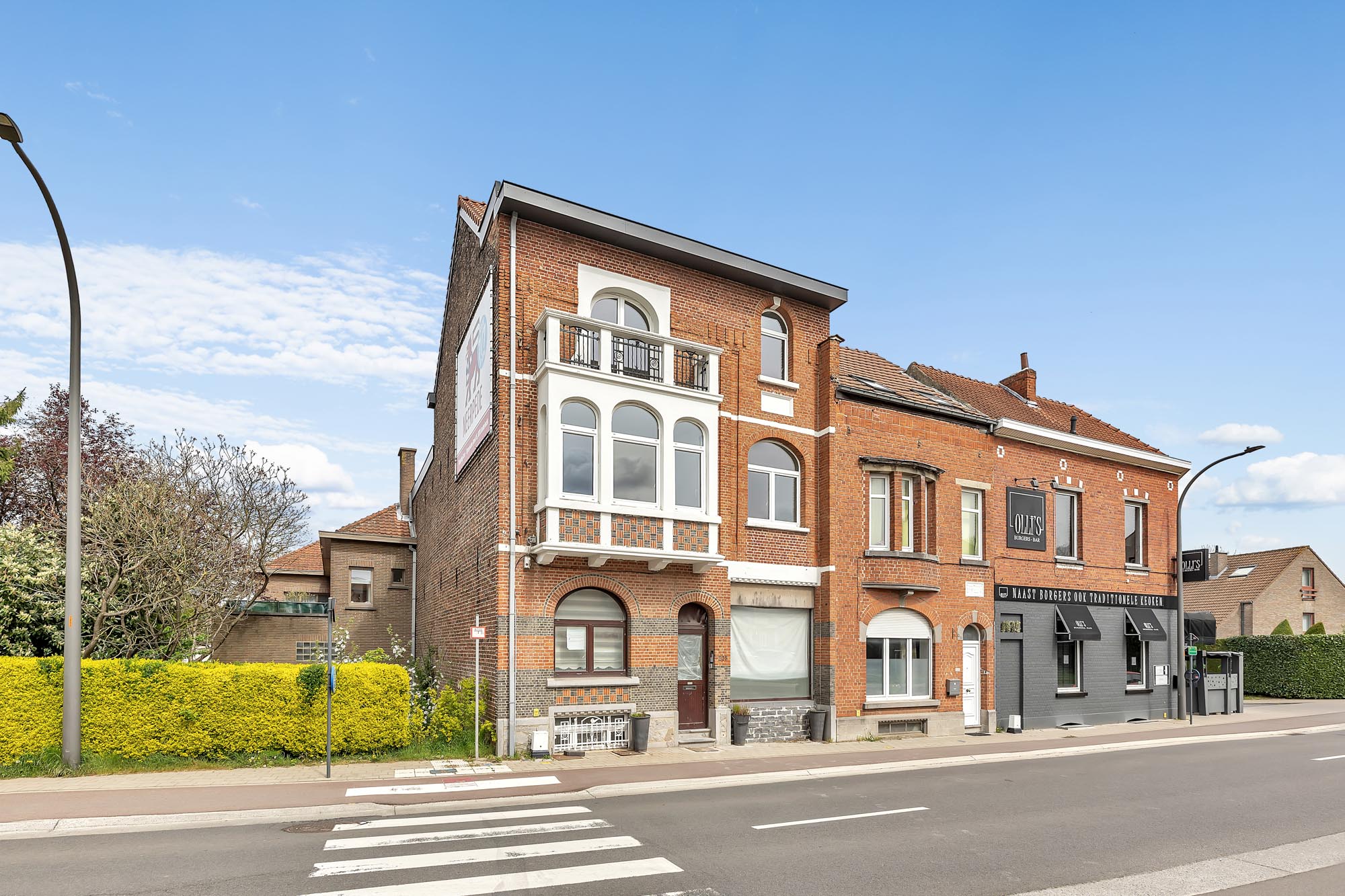 Gerenoveerd handelshuis op strategische locatie te Dilbeek! - foto 5