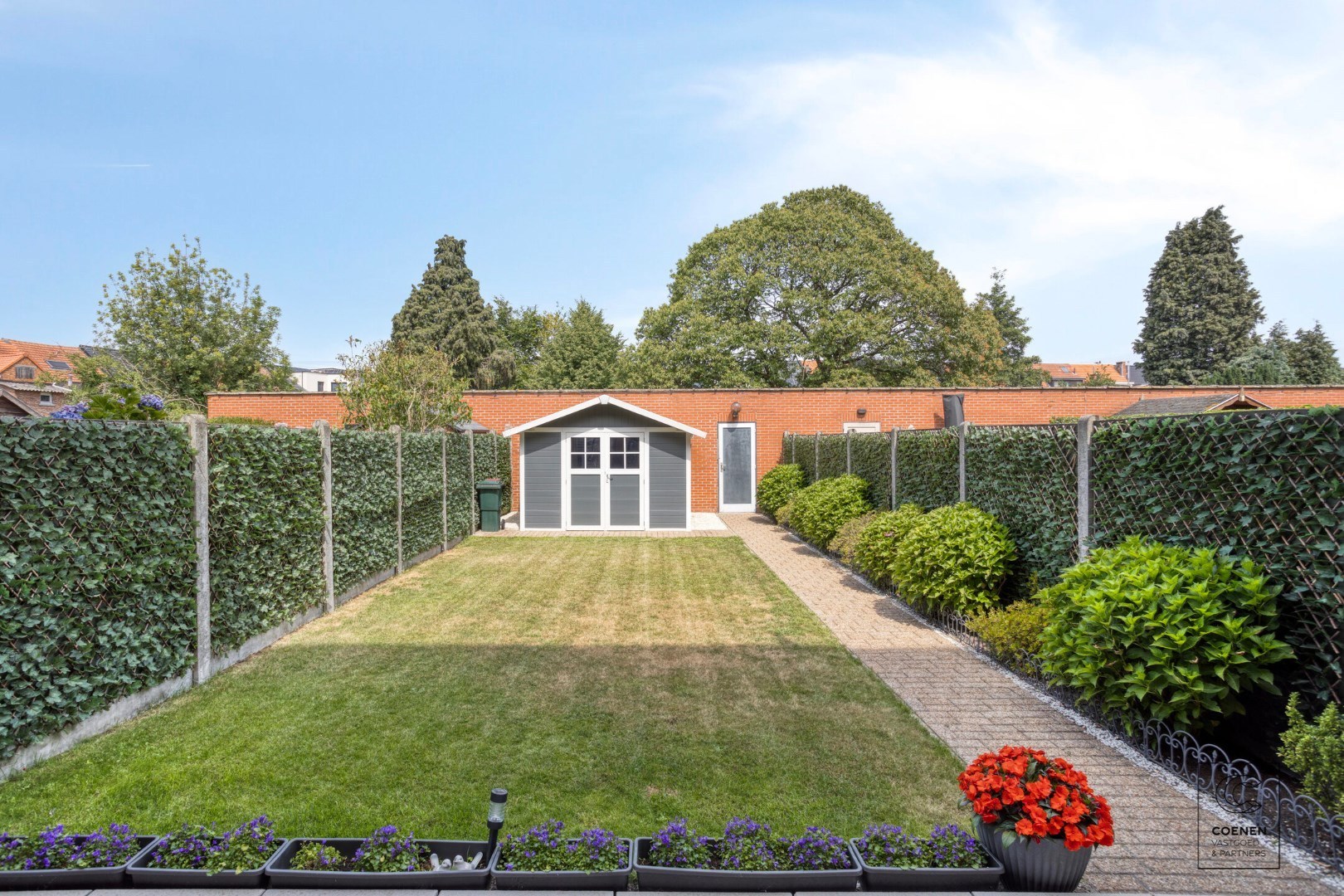 Instapklaar gelijkvloers appartement van 90m² met tuin en garage nabij het centrum van Schoten! - foto 1