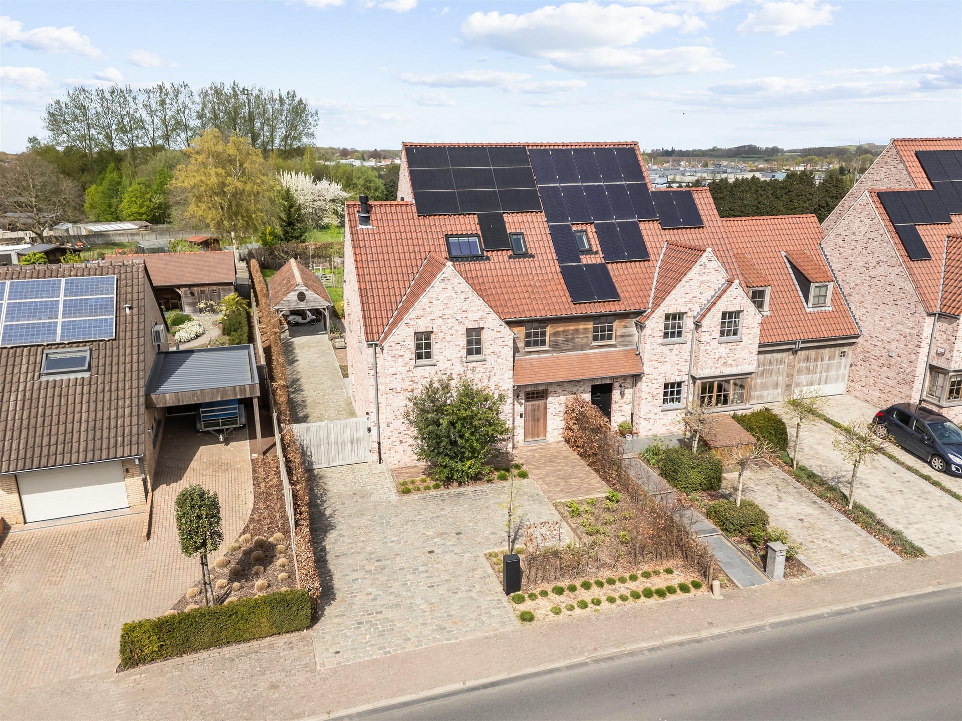 Moderne, exclusieve woning met 4 slaapkamers in Zottegem. - foto 2