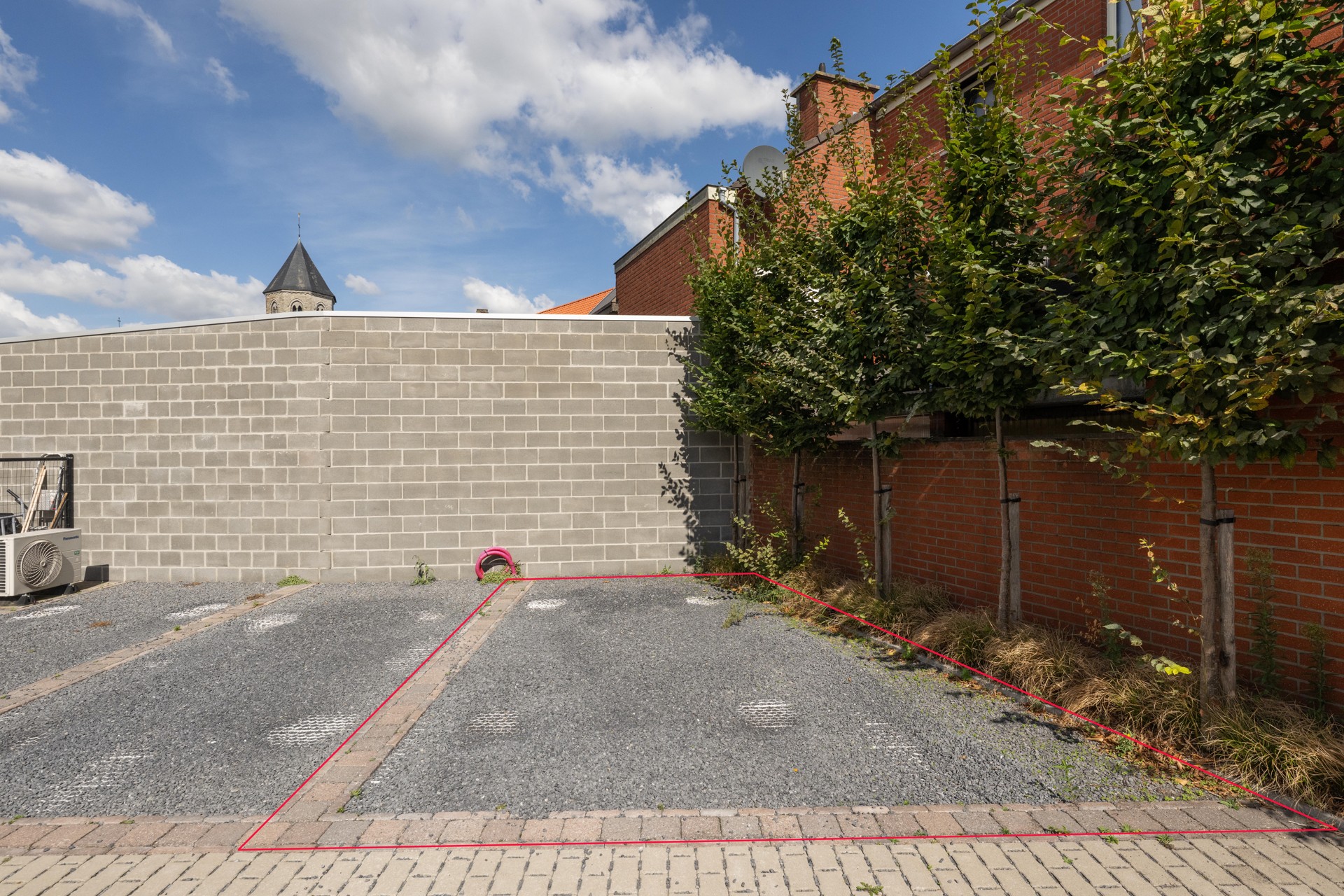 Apartment for rent in Sint-Eloois-Vijve with 3 bedrooms - photo 4