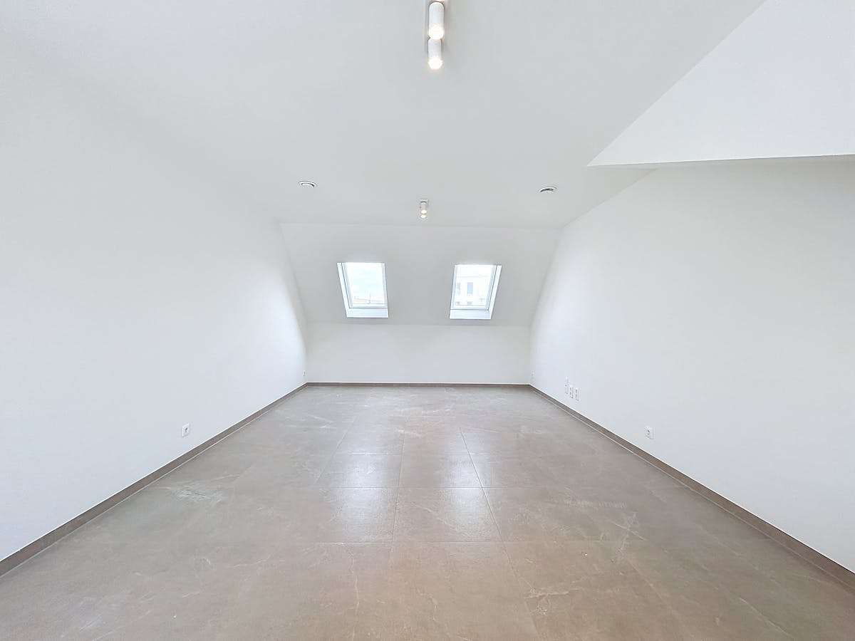 Appartement récent avec terrasse au cœur de Courtrai - photo 3