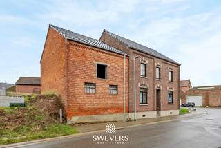 Voor meer info en foto's, surf naar www.swevers.be - in het rustige Wellen vind je deze charmante open bebouwing met karakter en...