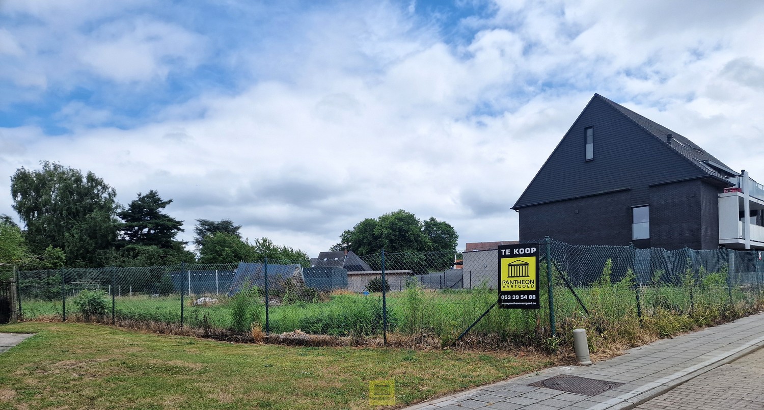 Veelzijdige bouwgrond met uitstekende Ligging – 16a34ca | Mogelijkheid tot Open Bebouwing, Tweewoonst of Projectontwikkeling - foto 4