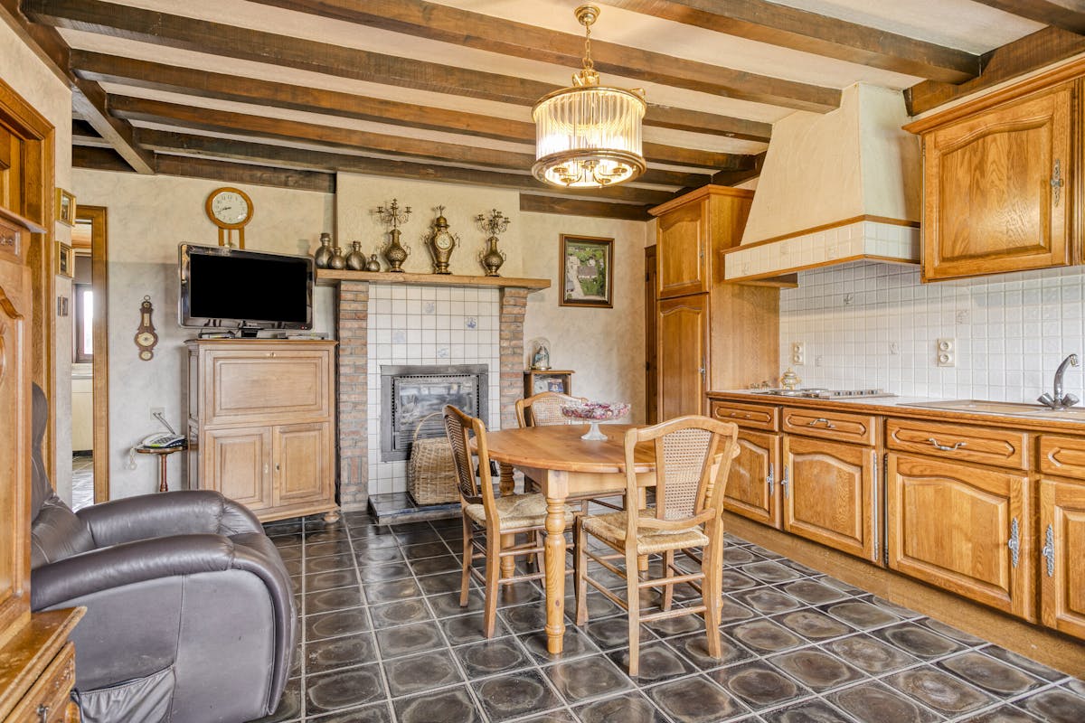 Gelijkvloers huis op ruim perceel te koop in Waregem - foto 4