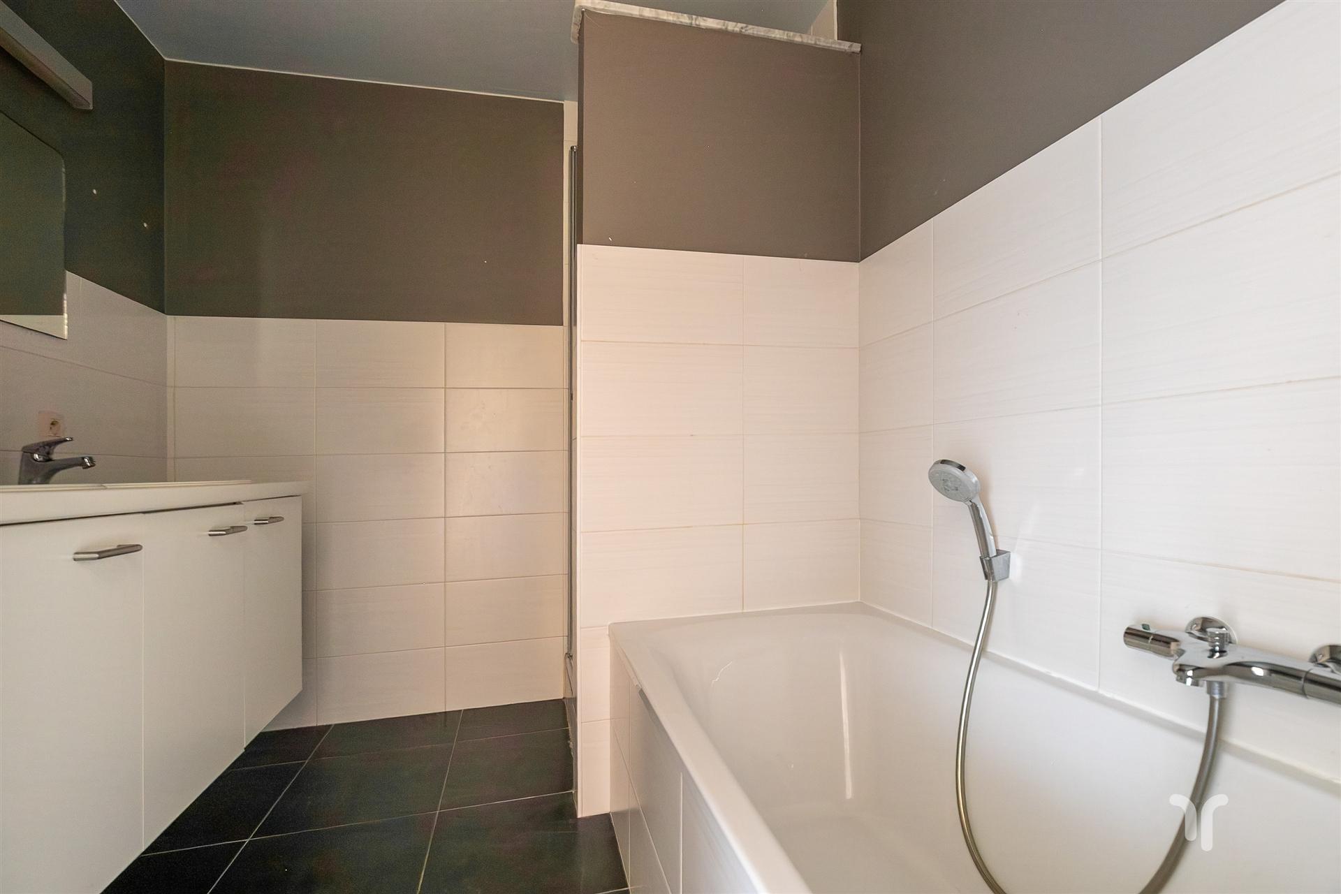 Centraal, rustig gelegen woning met 3 slaapkamers. - foto 5