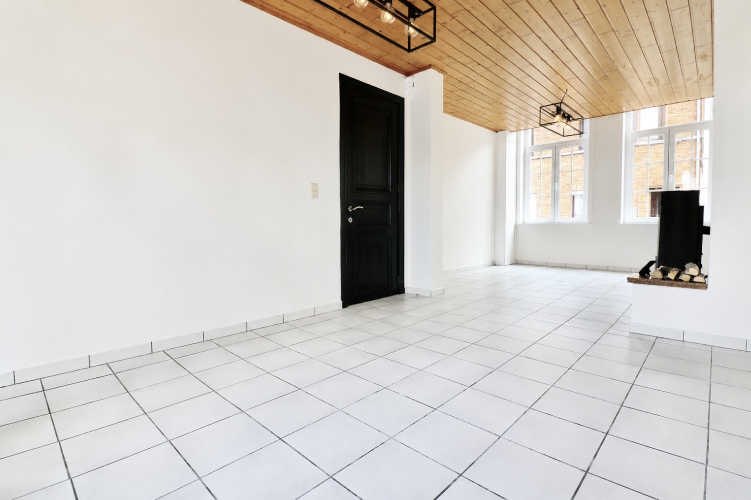 Ruime, gerenoveerde burgerwoning met 3 slpk, terras en tuin voor 315.000 EUR - foto 4