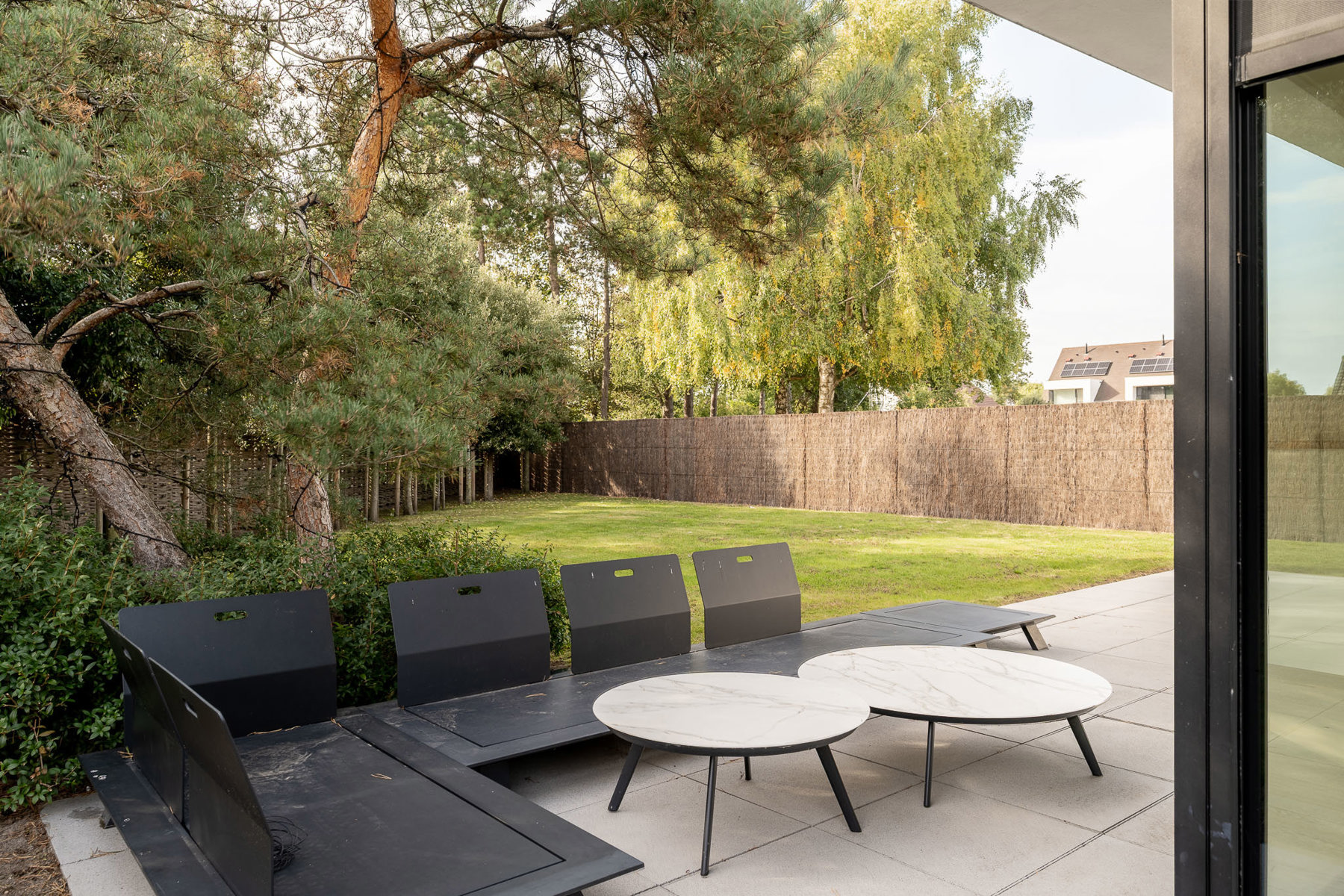 Moderne villa met zongerichte tuin - foto 4