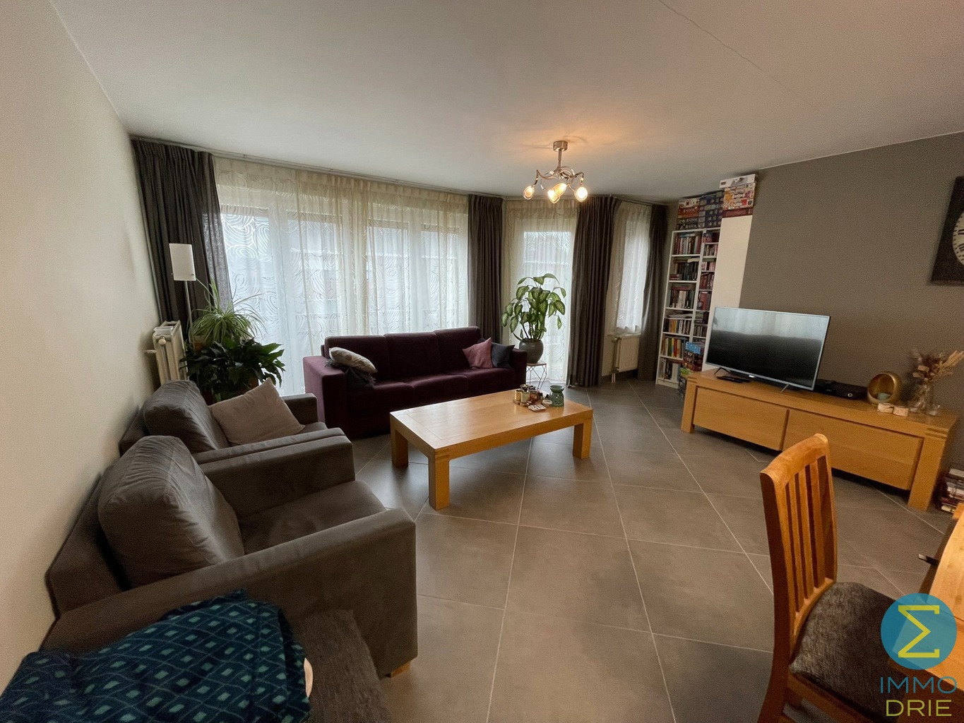 Ruim appartement met 2 slaapkamers en garagebox - foto 5