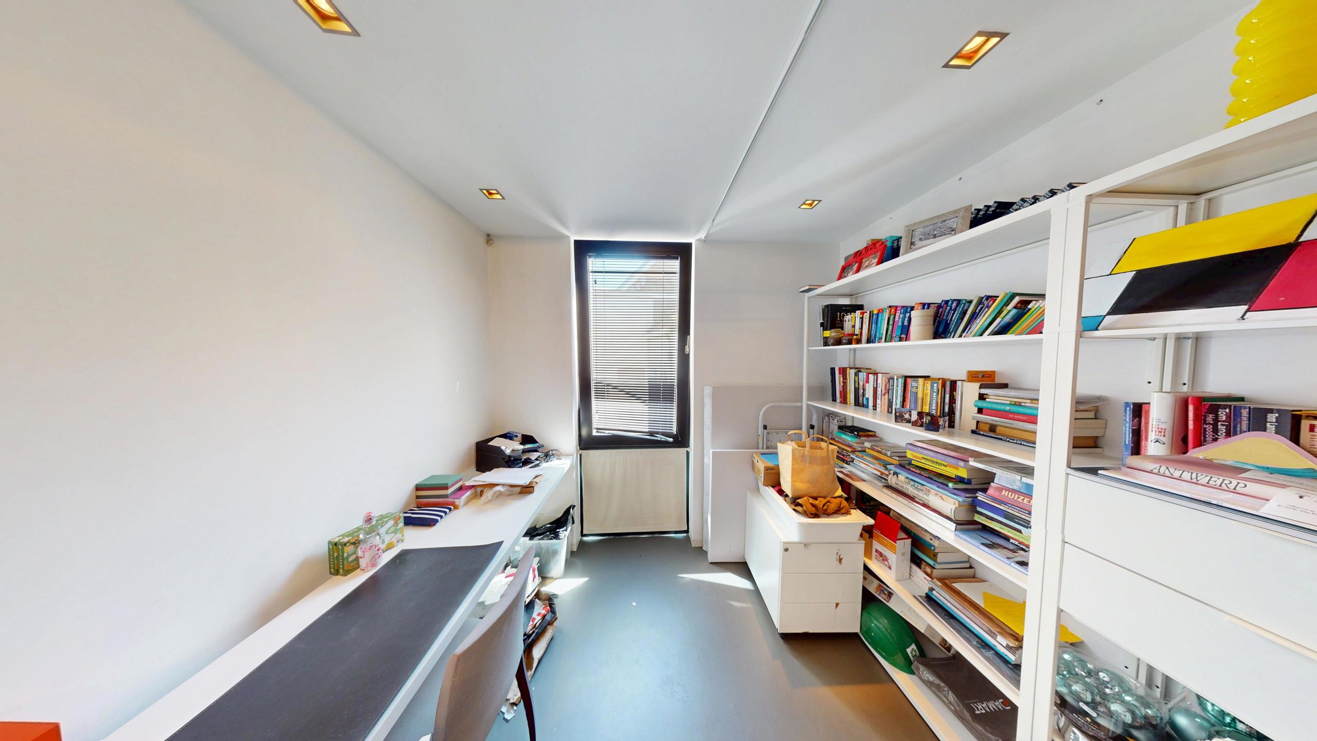 ANTWERPEN CENTRUM - Design appartement met prachtig terras - foto 4