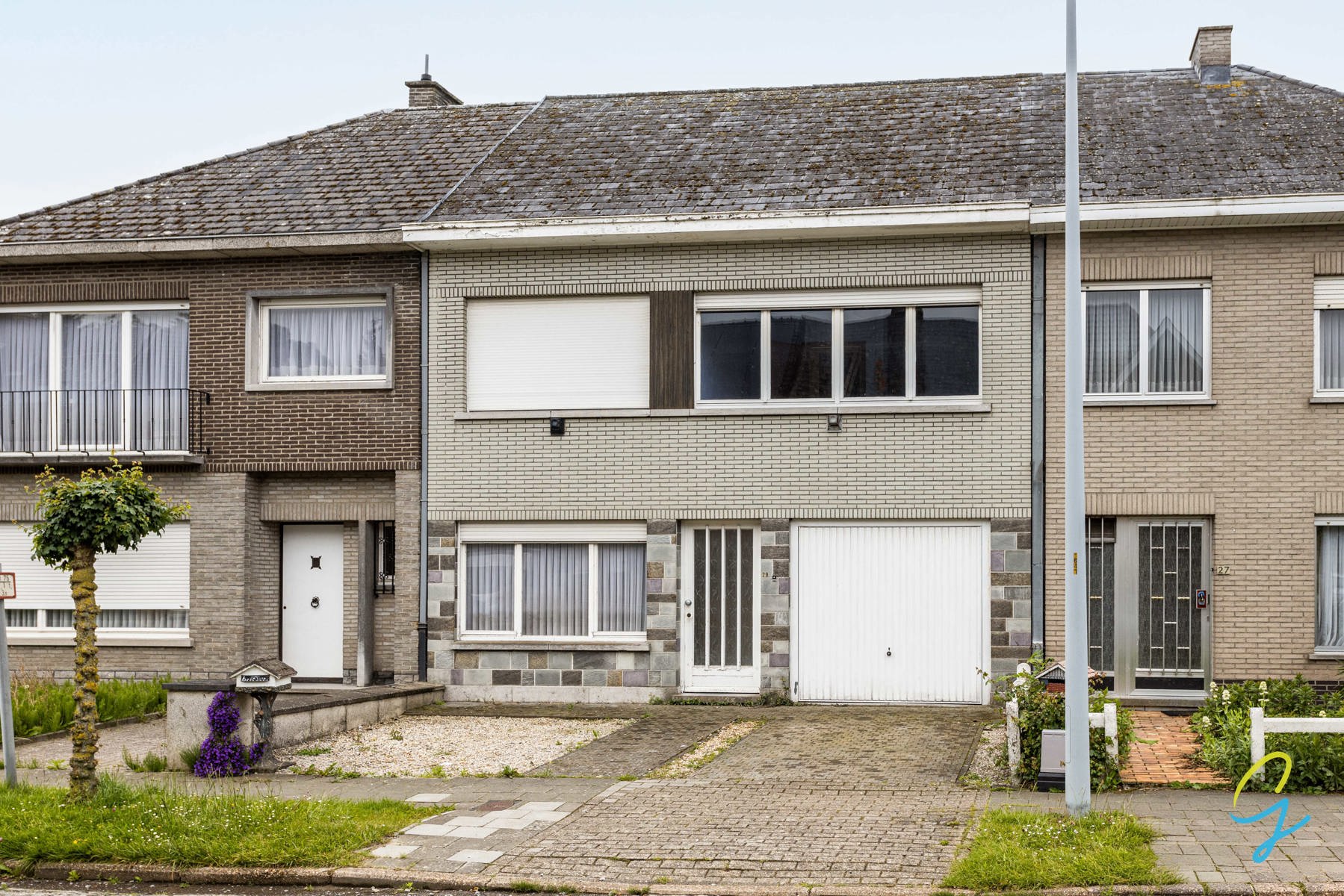 Te renoveren woning met veel potentieel in het hart van Lede. - foto 1
