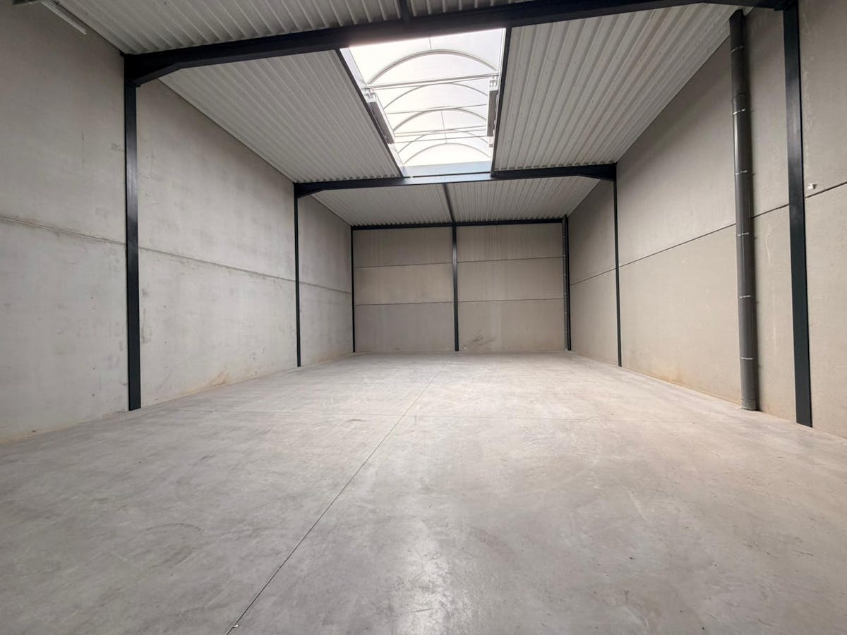 Nieuwbouw KMO-Unit (198 m²) te huur te Pittem - foto 4