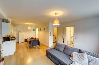 Interesse of vragen? Neem gerust contact op met de makelaar via noor.helsen@copandi.be of via +32 471 90 18 10.Dit gelijkvloers appartement in...