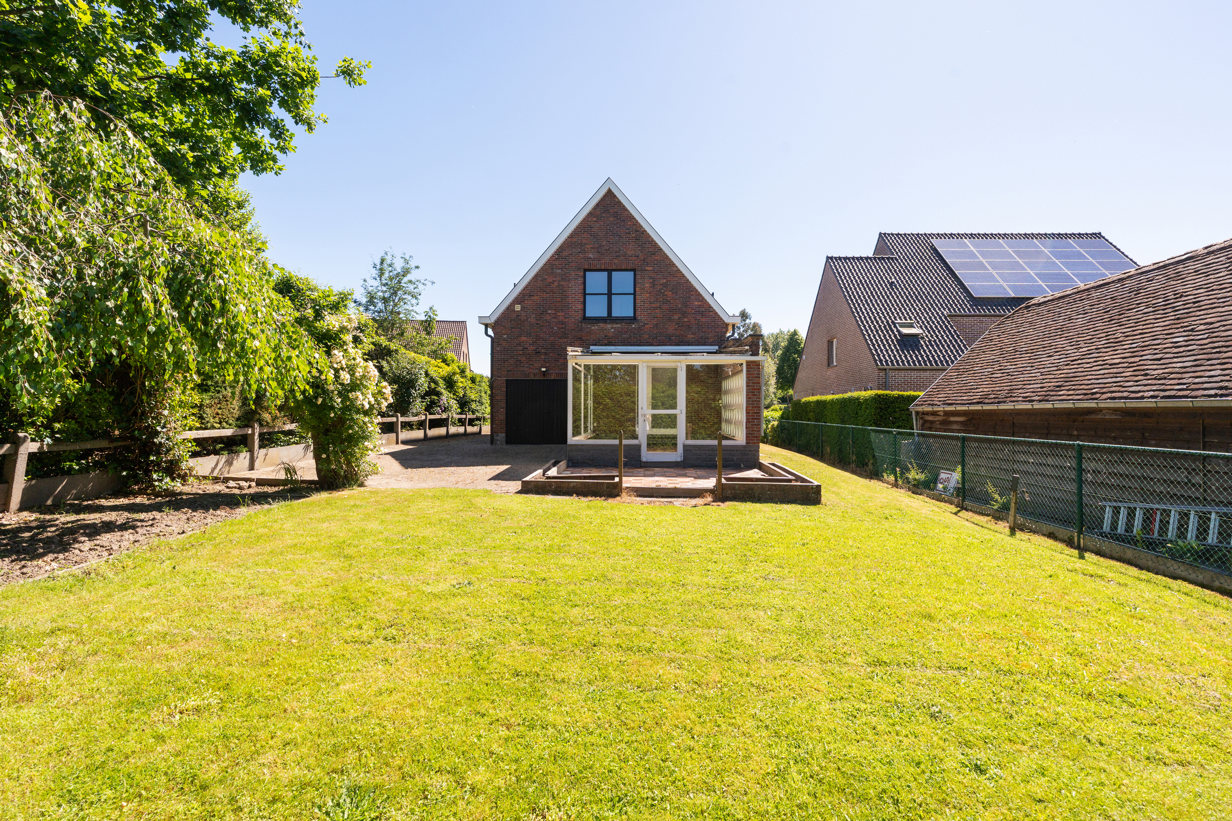 Open bebouwing met grote tuin en 3 slaapkamers in Temse - foto 4
