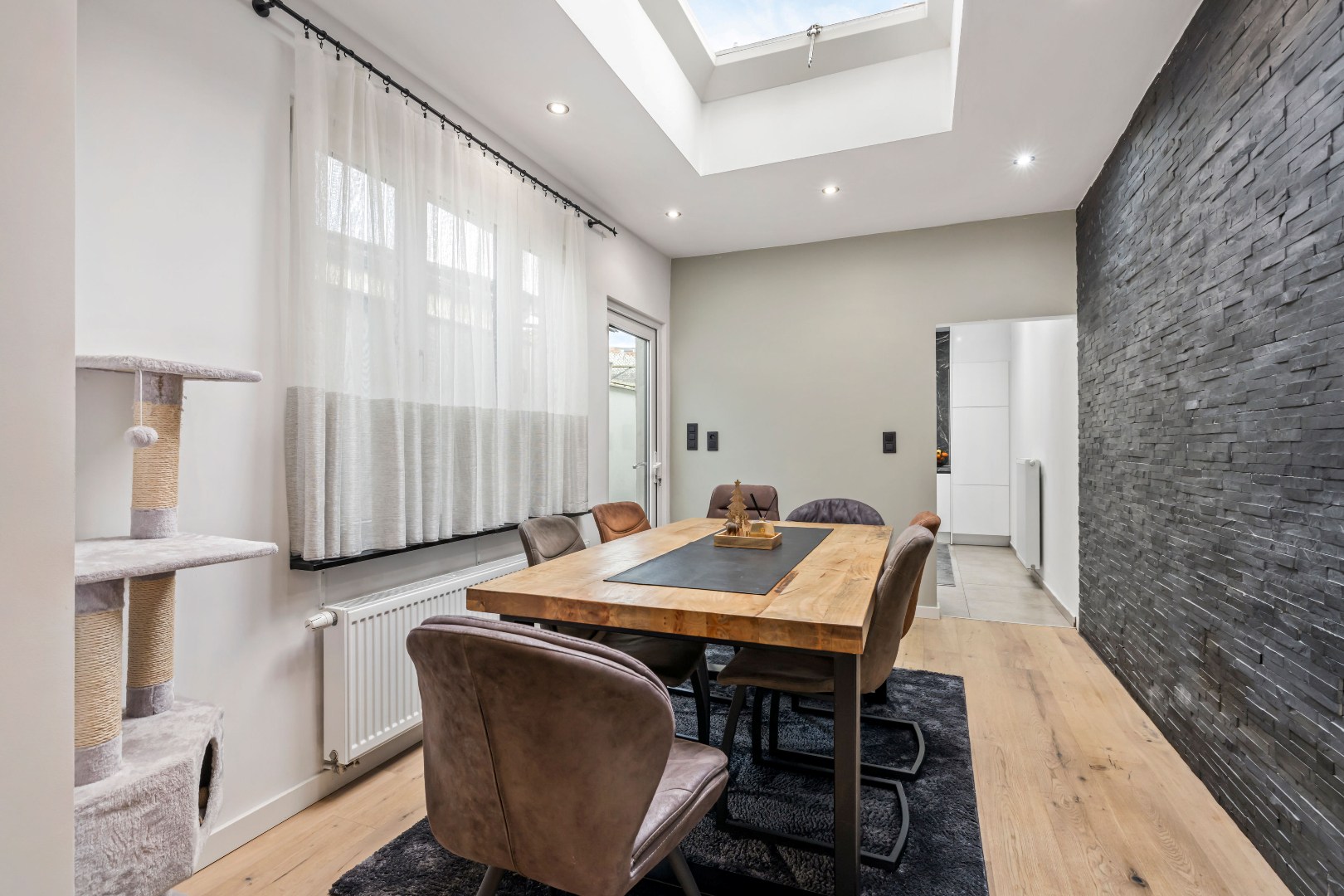 Maison à vendre à Saint-Nicolas avec 4 chambres - photo 4