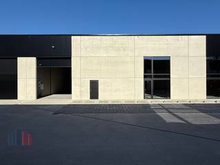 Gloednieuwe KMO-unit met een oppervlakte van 324 m² maakt deel uit van het  project "MEERSBLOEM - MELDEN" langsheen de Schelde en is...