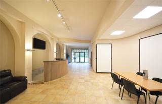 Commercial for rent in Ninove