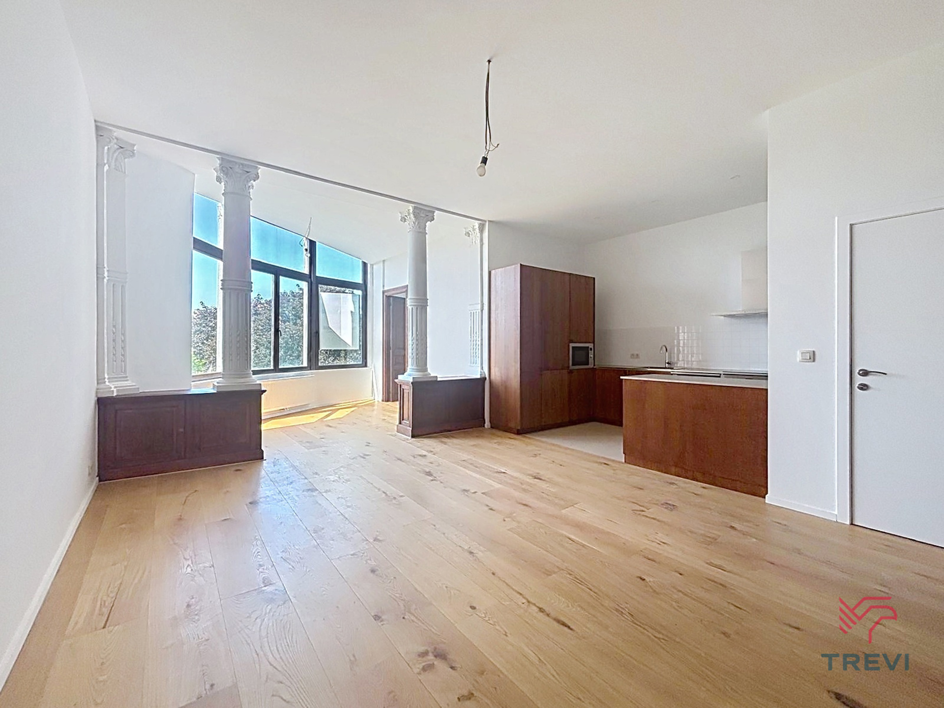 Prachtig appartement met 2 slaapkamers - foto 2