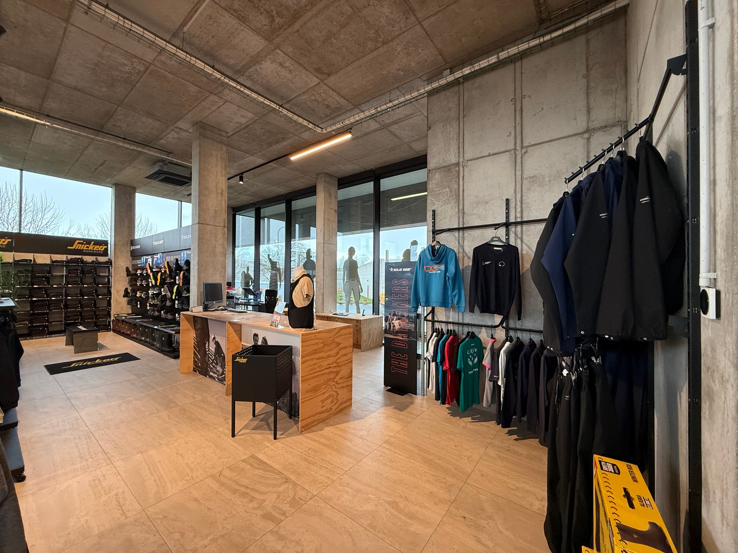 Volledig instapklaar bedrijfspand op een uitstekende ligging. - foto 5