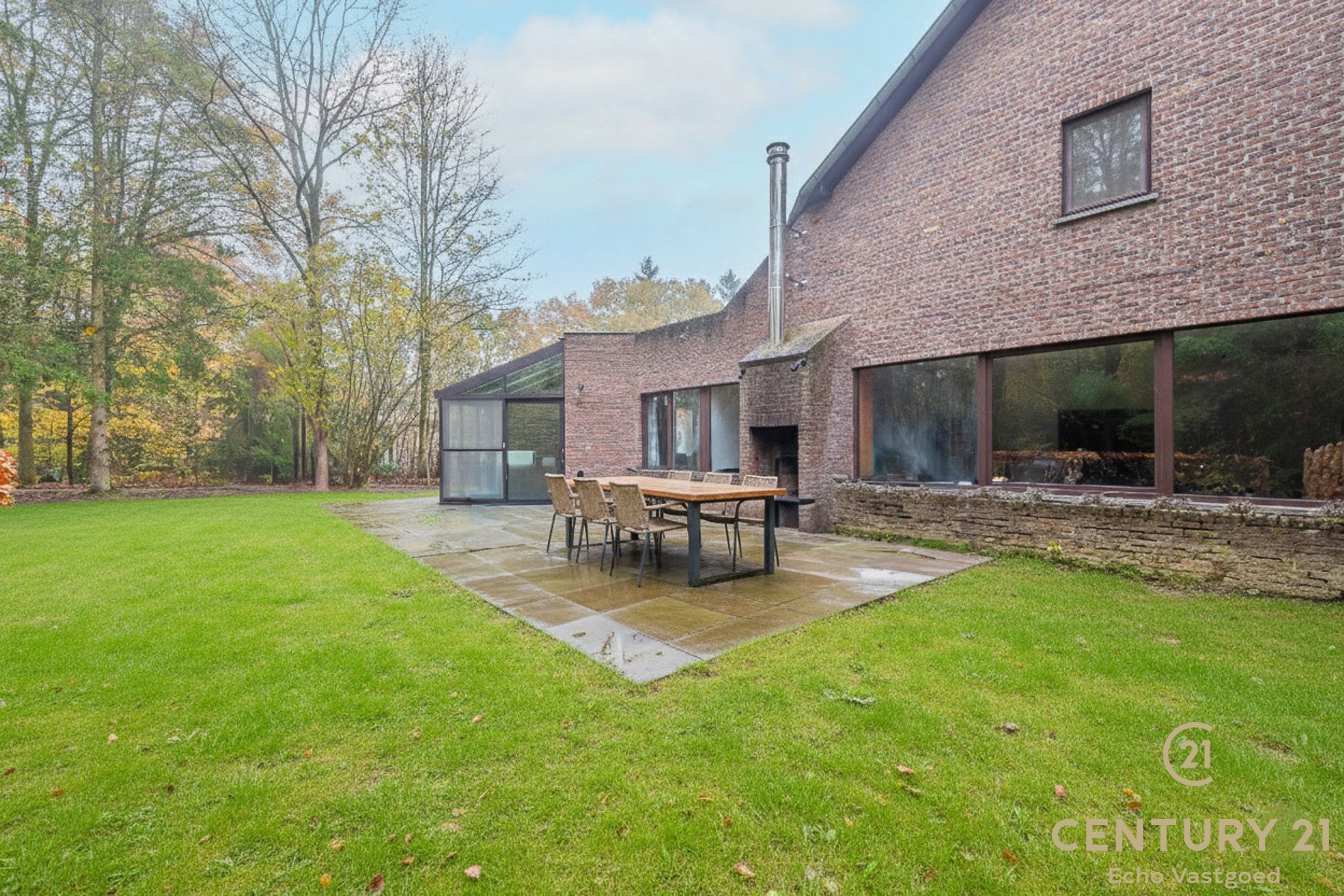 Ruime, unieke villa op royaal perceel in villawijk De Lint. - foto 5