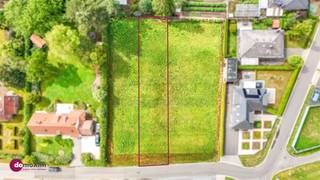 Bouwgrond voor halfopen gezinswoning nabij het centrum van Boortmeerbeek Dit perceel van 07a 82ca is gelegen in een rustige straat nabij het centrum...