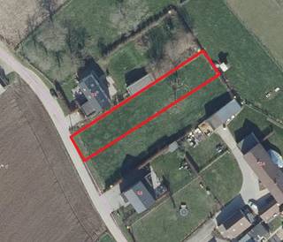 In het landelijke Kersbeek-Miskom vinden we deze mooie bouwgrond terug voor halfopen bebouwing.De oppervlakte van het perceel bedraagt 8a44ca.Op zoek...