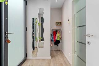 Stijlvolle, recente luxueuze halfopen woning (2015) in een rustige, kindvriendelijke wijk in Wommelgem, op een zucht van Antwerpen. Zeer...